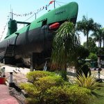 monumen kapal selam Surabaya (600 x 450)