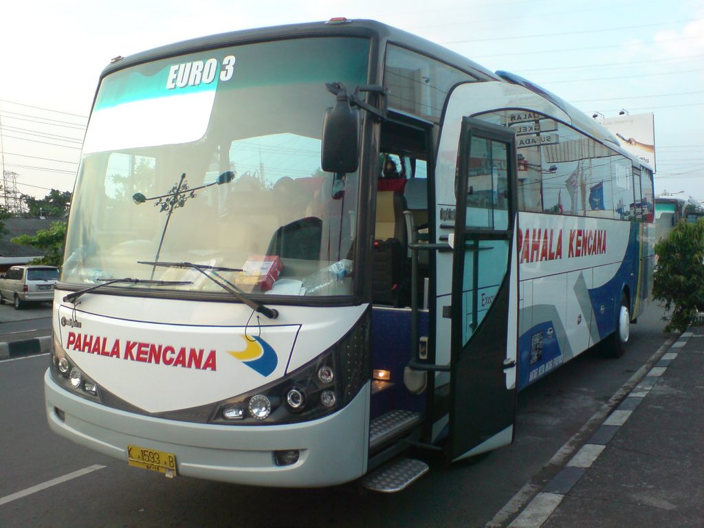 jadwal-bus-di-tangerang