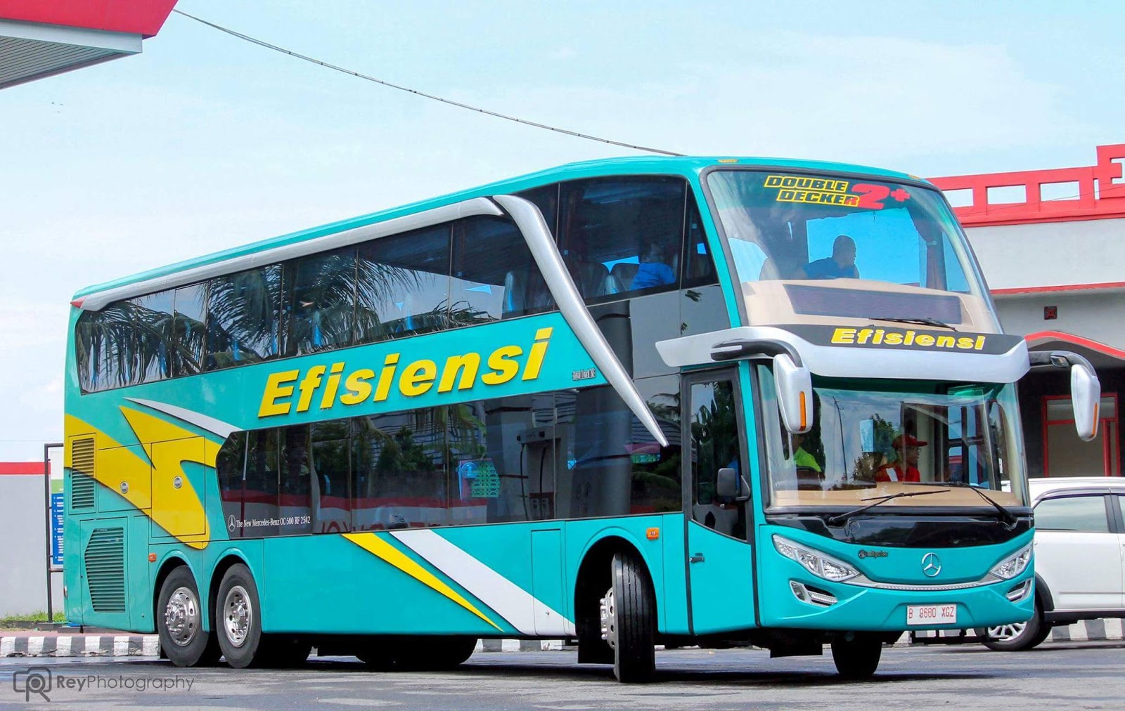 5 Daftar Bus Termewah Terbaik Dan Terbaru Di Indonesia
