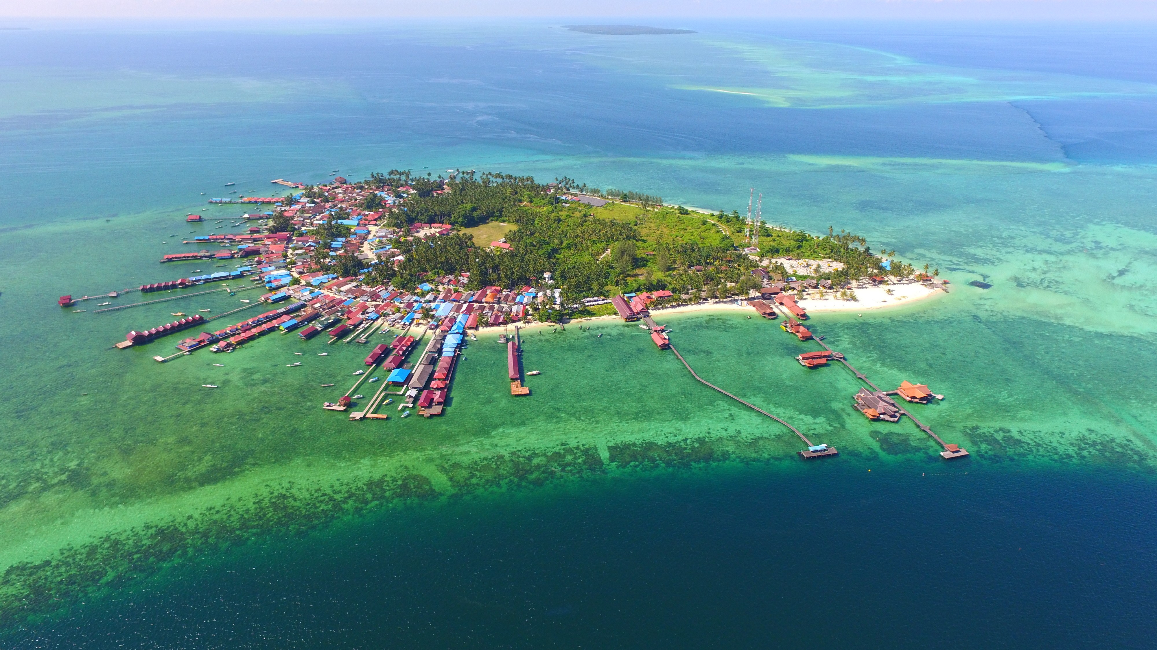 Panduan Wisata Rute Ke Kepulauan  Derawan Hari Libur Nasional
