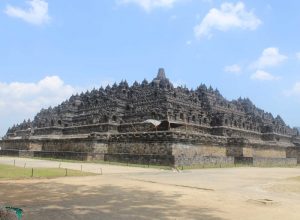 Rute Menuju Keagungan Borobudur: Panduan Lengkap untuk Perjalanan Spiritual dan Budaya