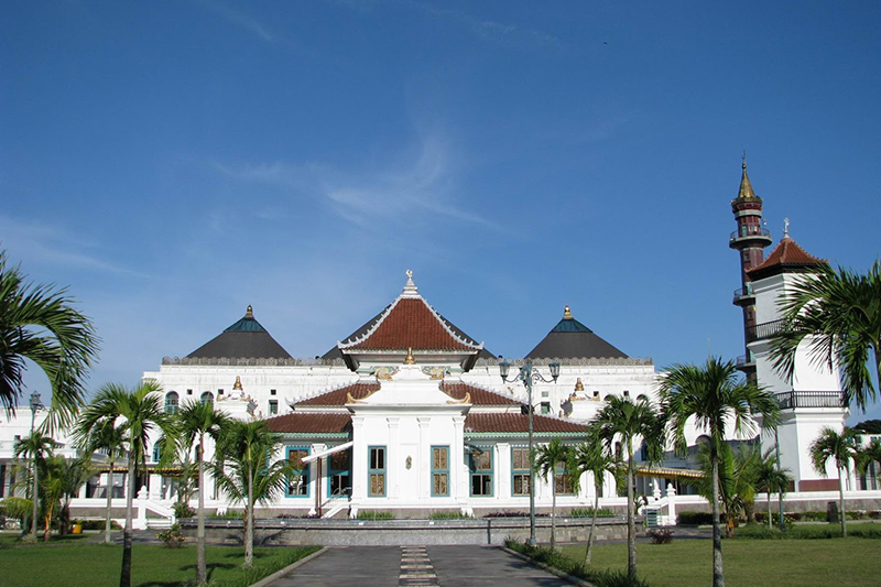 Wisata Religi Di Batam Dari Masjid Sampai Vihara Hari