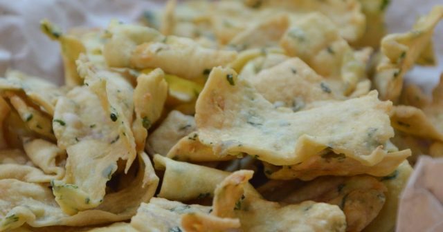 Resep Kue Bawang Renyah Dan Mengugah Selera Hari Libur Resep Kue Bawang Renyah Dan Mengugah Selera Hari Libur